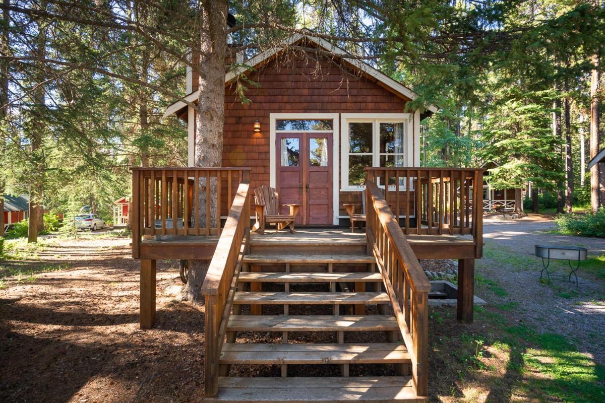 Johnston Canyon Lodge & Bungalows Castle Junction Exterior foto